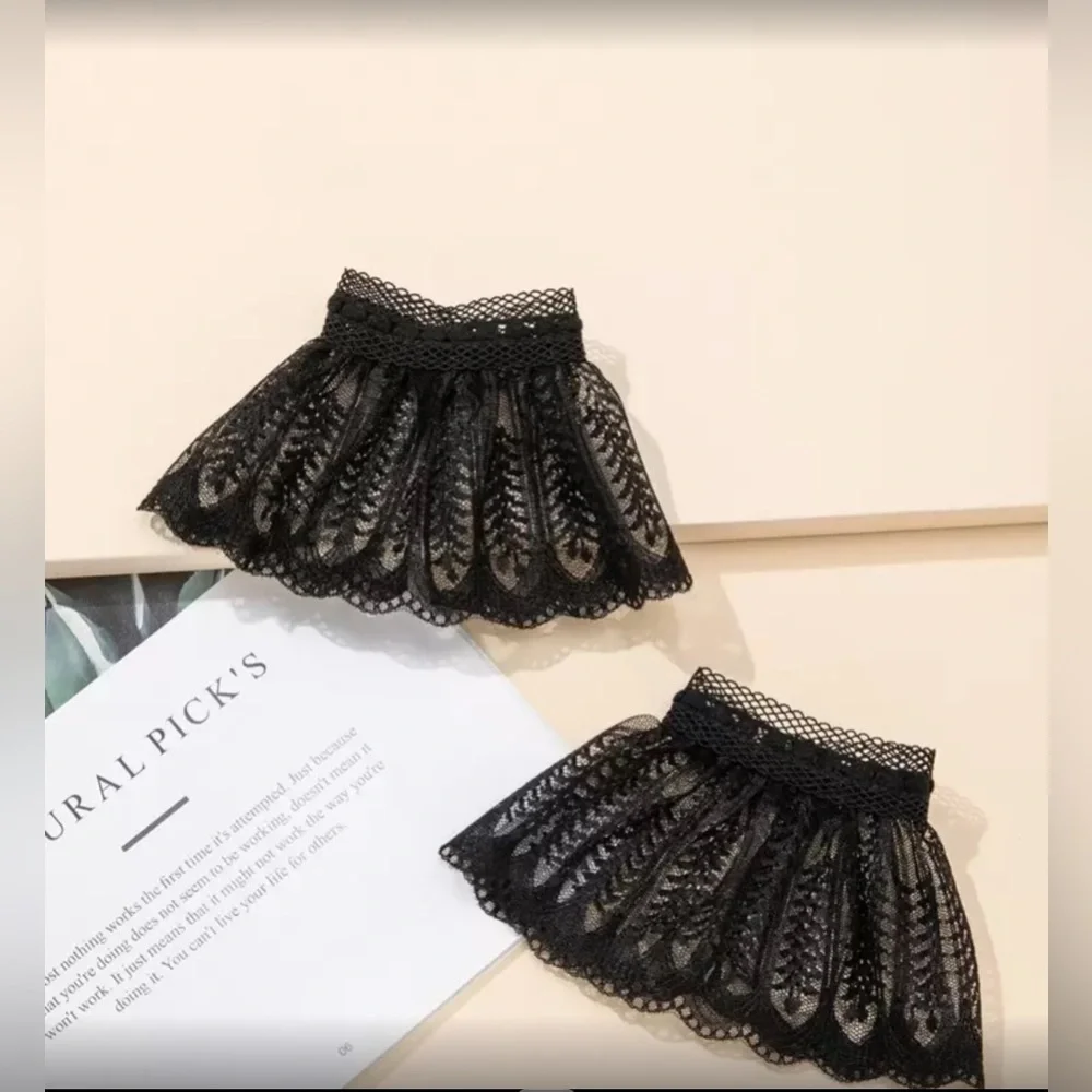 ✨NEW Elegant Black Lace Hollow Gloves Sleeves cuffs
